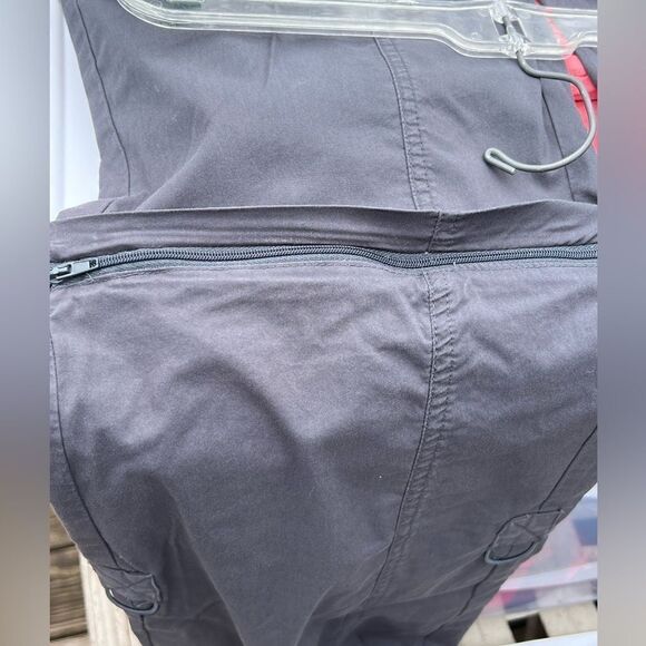 EUC Danskin Super lightweight cotton pants that convert to shorts Size Small 4-6 - Picture 3 of 5